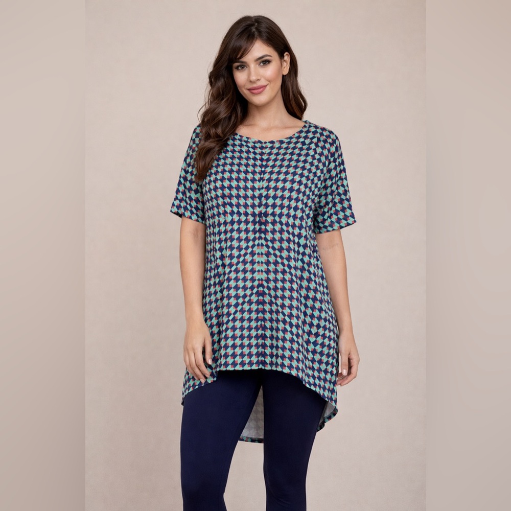 NWT LuLaRoe Blue and Purple Geometric High Low Tunic